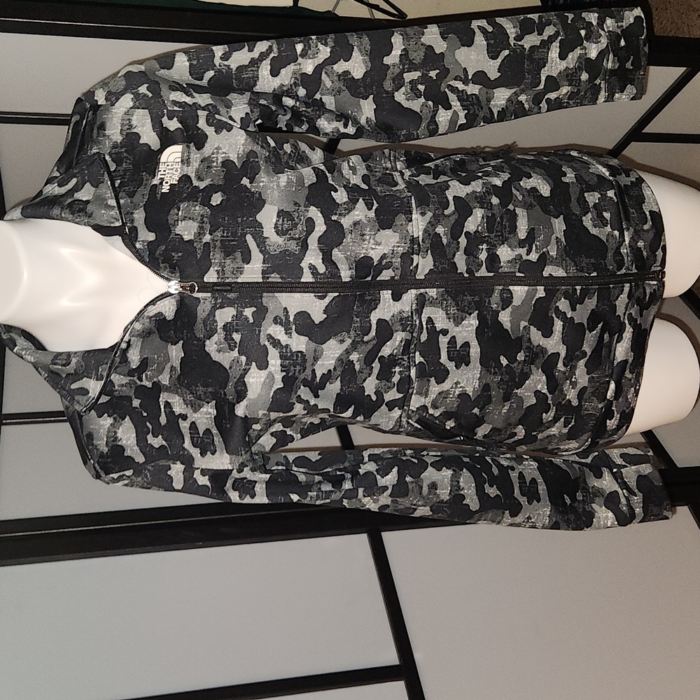 The North face camouflage sweater